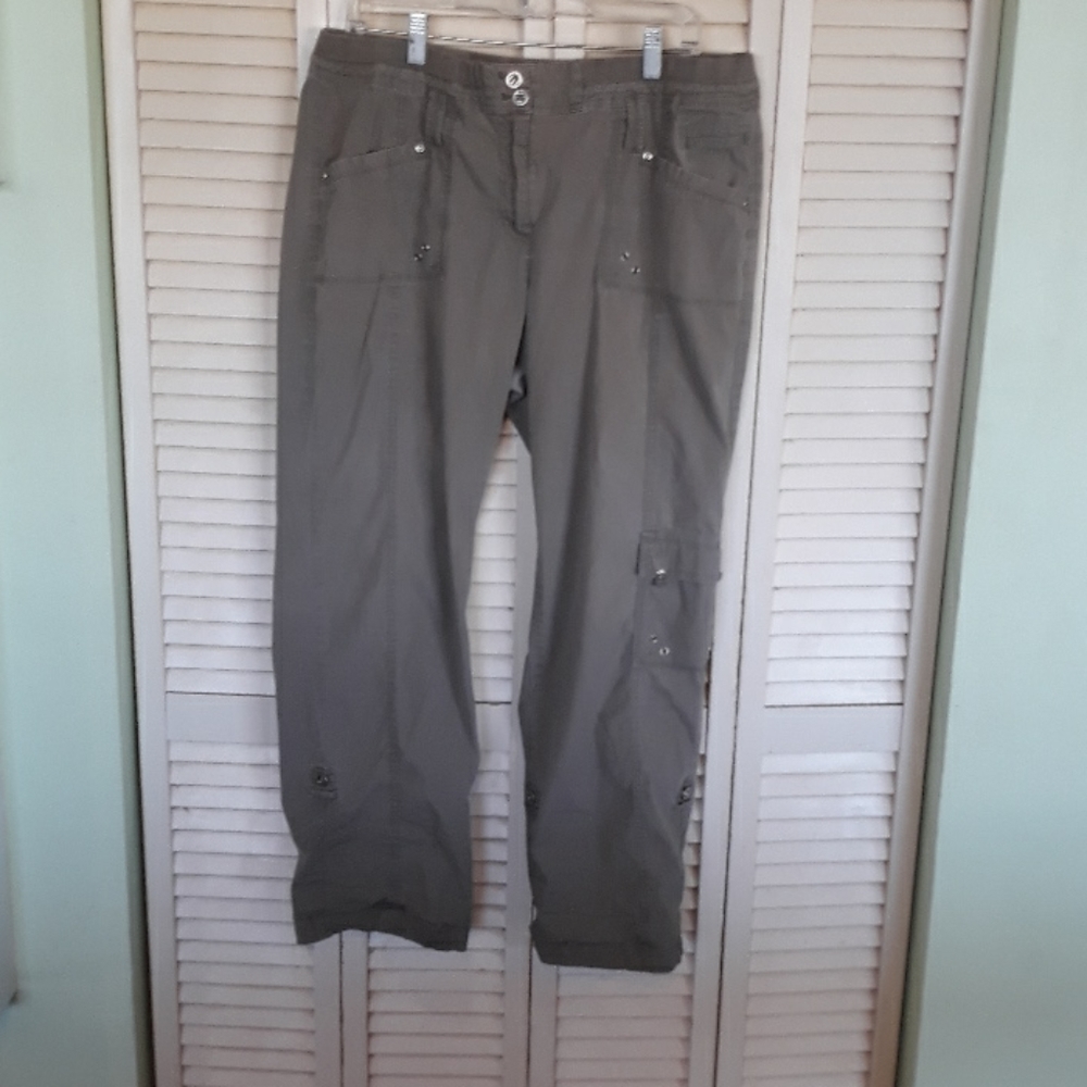 Chico's cargo pants chico's size 3